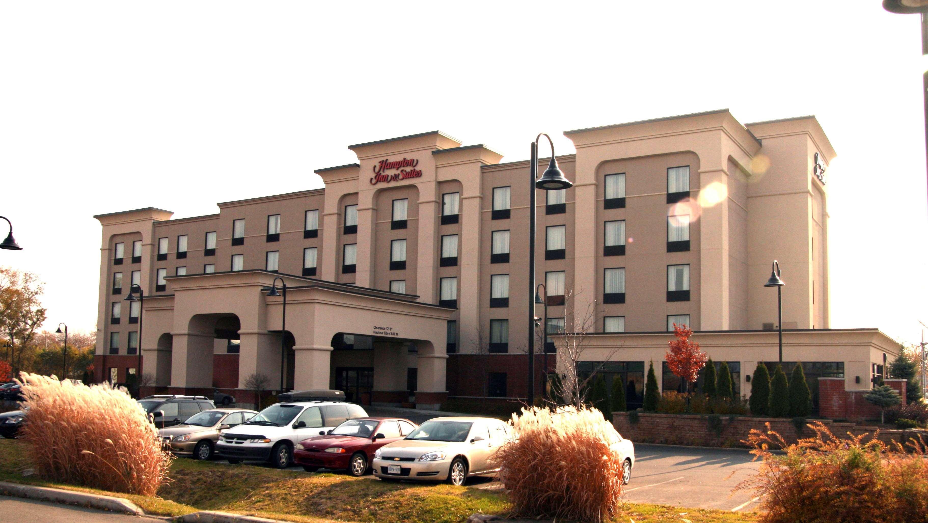 Hampton & Hotel 3*